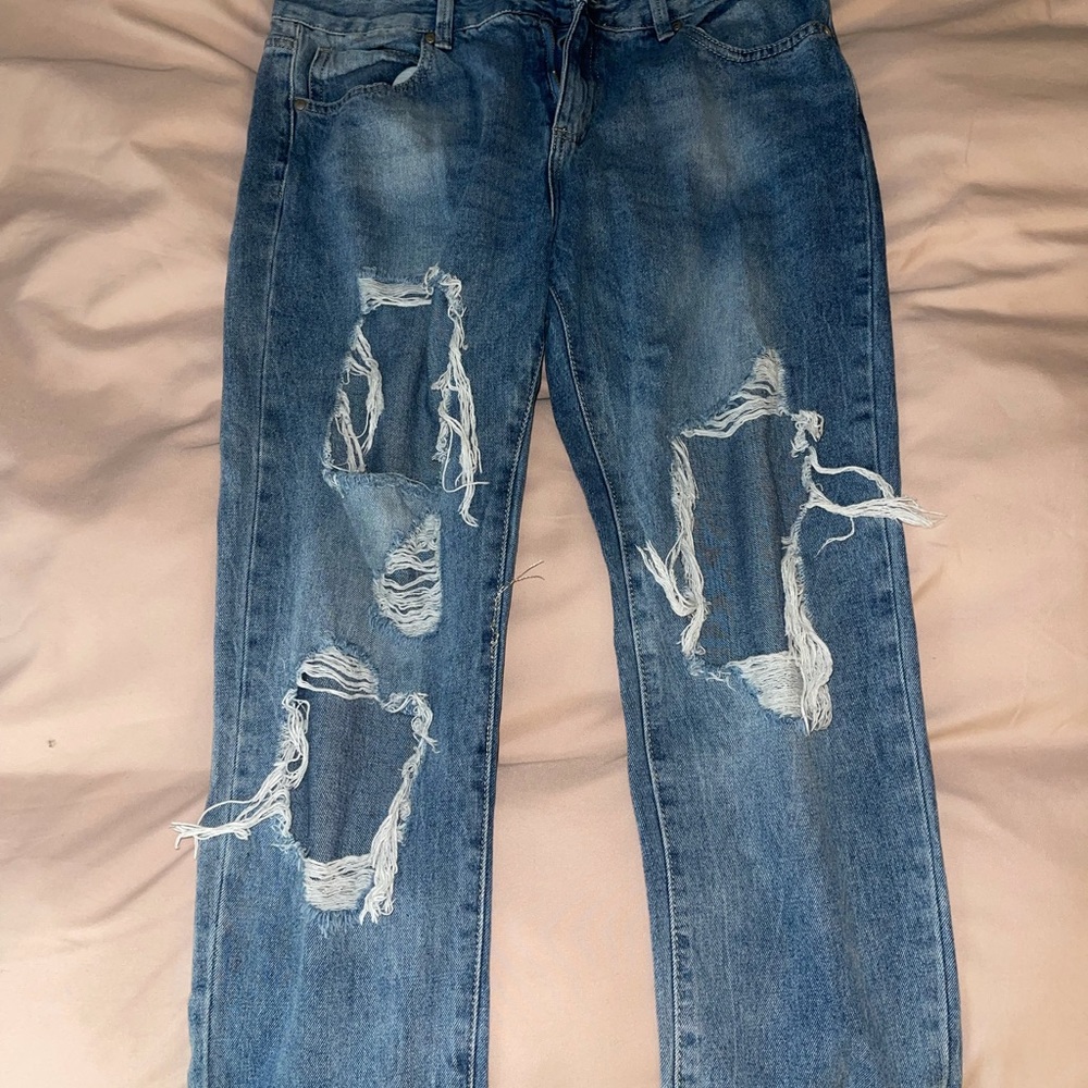 ripped boyfriend jeans